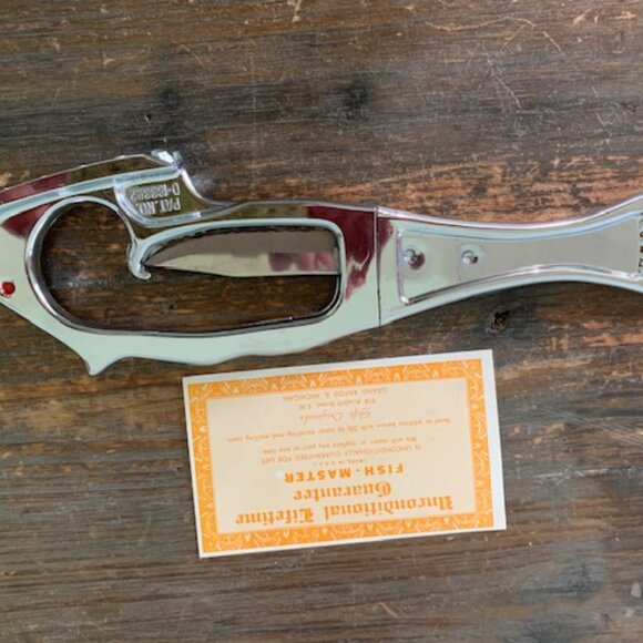 Vintage Fish Master Scales Fish Fast W/ Built- In Knife - Picture 4 of 10